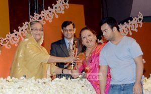 PM Sheikh-Hasina-_N. Film-Award'2015_Kabori